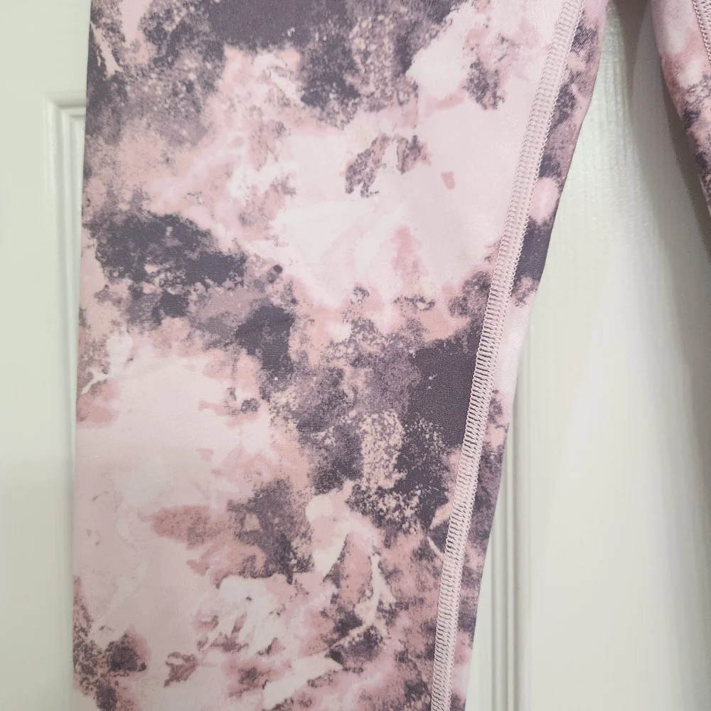 NWT Athleta Girl High Rise Printed Chit Chat Tights Leggings